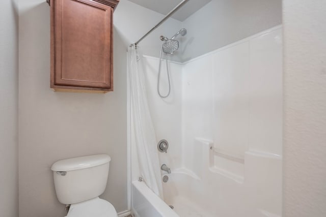 802 Wagner, Midland, TX 79707 - bathroom with shower / bath combo with shower curtain and toilet