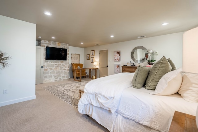 bedroom featuring carpet flooring, recessed lighting, baseboards, and visible vents