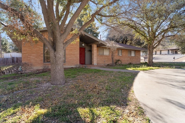 view of front of house