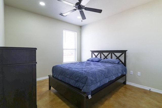 bedroom featuring ceiling fan