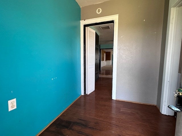 999 S County Rd 183, Snyder, TX 79549 - hall featuring wood finished floors