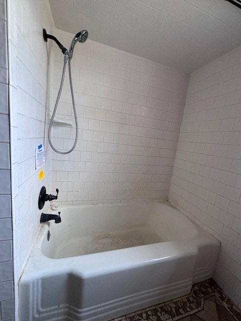999 S County Rd 183, Snyder, TX 79549 - bathroom with  shower combination