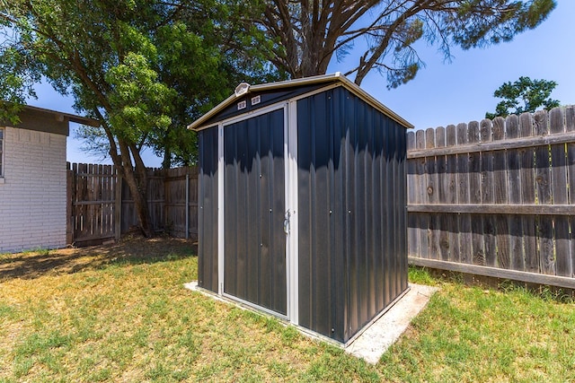 3319 Maxwell Dr, Midland, TX 79705 - view of shed featuring a fenced backyard