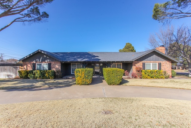 Listing photo 3 for 603 Scott Dr, Big Spring TX 79720