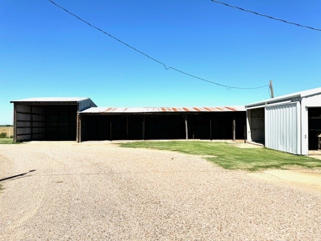 view of outdoor structure