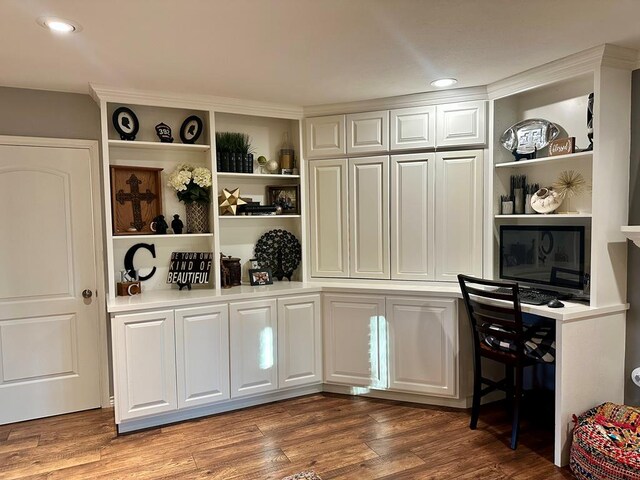 office space with hardwood / wood-style floors