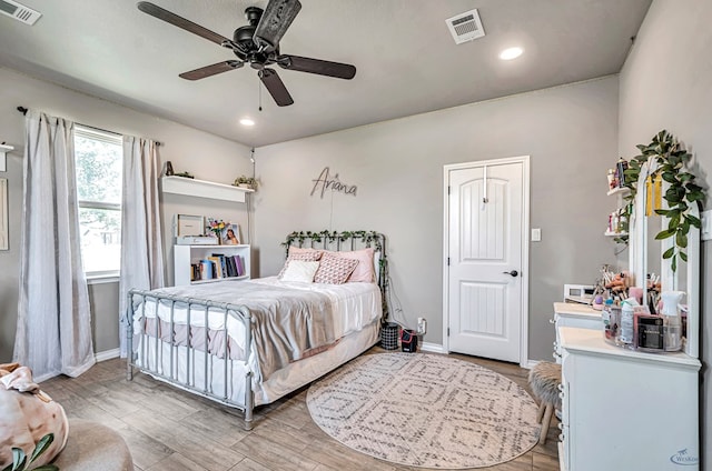6811 W County Rd 41, Midland, TX 79707 - bedroom featuring baseboards, wood finished floors, recessed lighting, and a ceiling fan