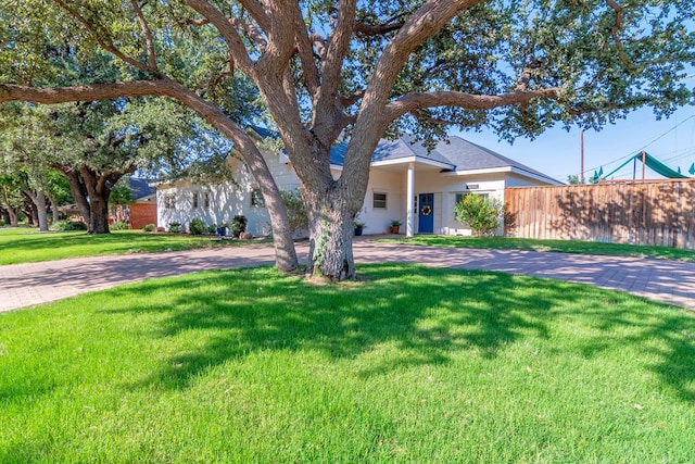4100 Skyline Dr, Midland, TX 79707 - view of front of home