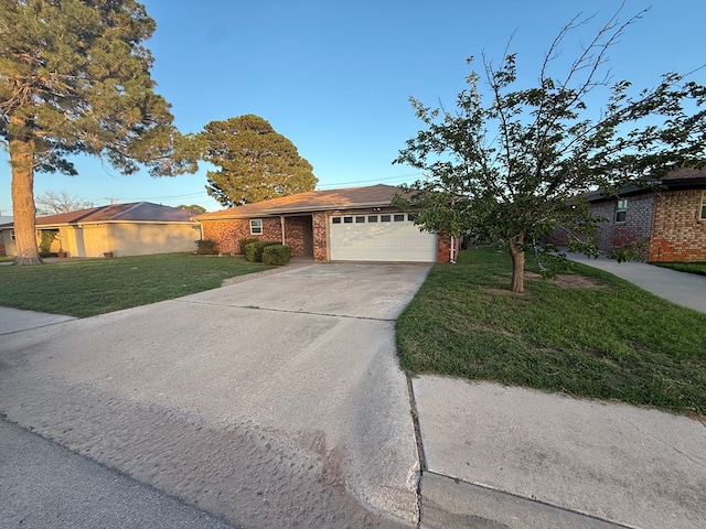 4611 Anetta Dr, Midland, TX 79703 - photo 4