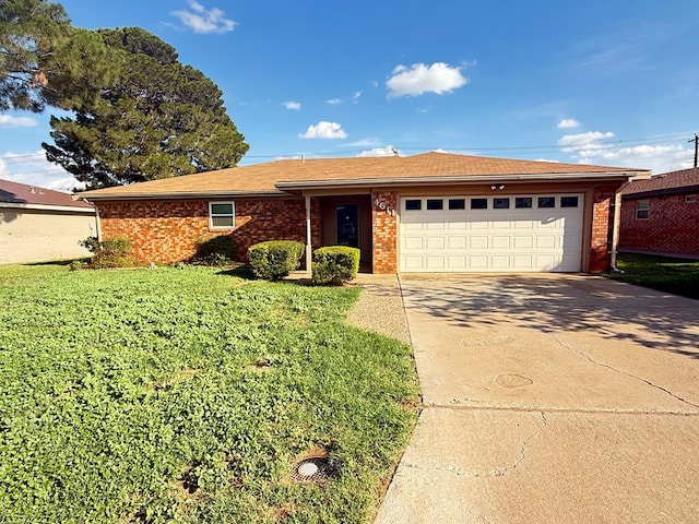 4611 Anetta Dr, Midland, TX 79703 - photo 1