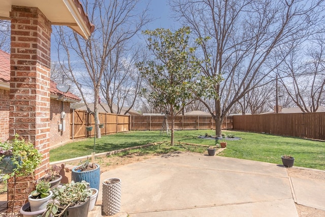 2223 S 2nd Pl, Lamesa, TX 79331 - view of patio / terrace featuring a fenced backyard
