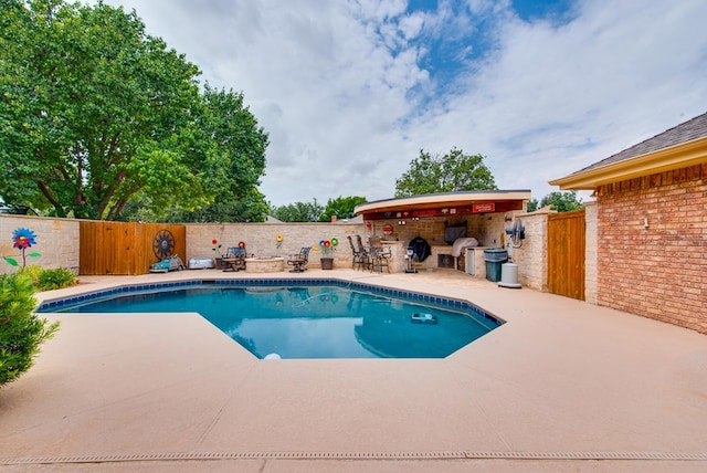 5500 Heartland Ct, Midland, TX 79707 - view of swimming pool with a patio and a fenced backyard