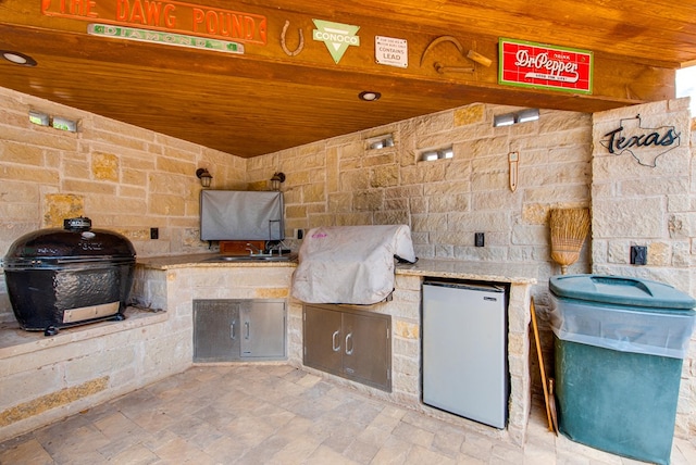 5500 Heartland Ct, Midland, TX 79707 - view of patio with an outdoor kitchen and a sink