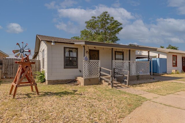 1304 Lynn Ave, Midland, TX 79705 - photo 1
