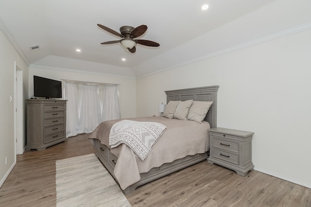 2429 S County Rd 1120, Midland, TX 79706 - bedroom featuring light wood-style flooring, crown molding, lofted ceiling, recessed lighting, and a ceiling fan