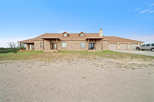 view of front of house with a garage