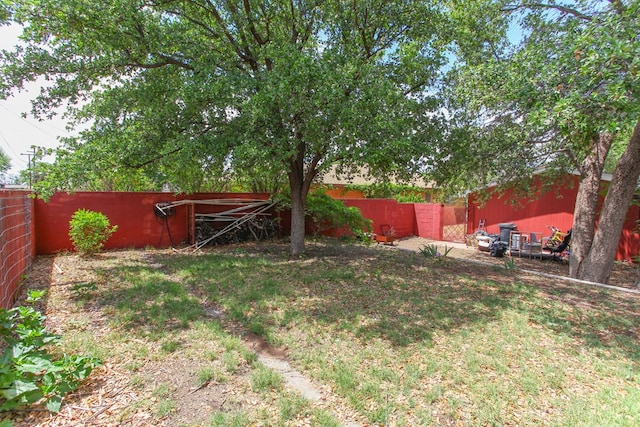 1706 Harvard Ave, Big Spring, TX 79720 - view of fenced backyard