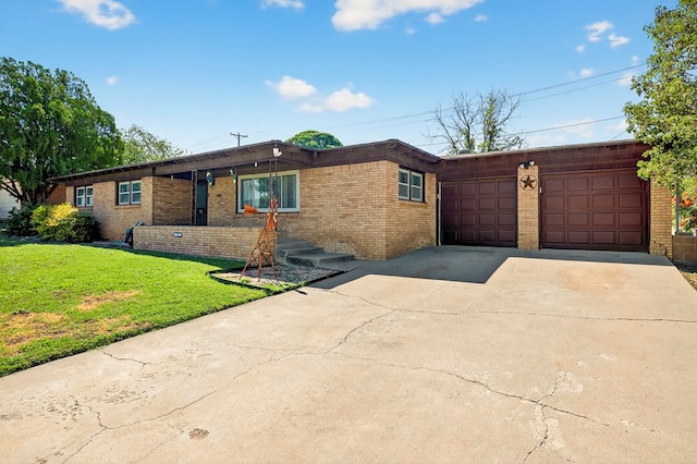 713 Sinclair Ave, Midland, TX 79705 - photo 2