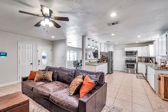 14813 N Chinaberry Ave, Gardendale, TX 79758 - photo 9