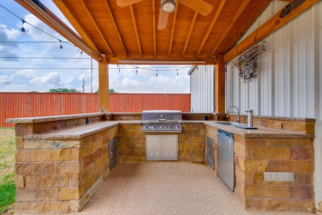 3906 Lehigh Dr, Midland, TX 79707 - view of patio featuring a sink and a ceiling fan