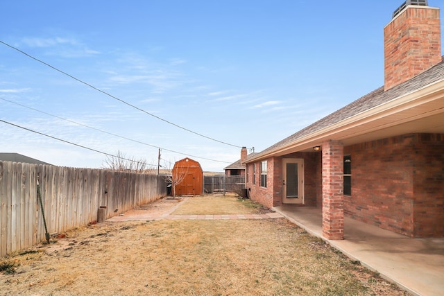 view of yard with a patio area