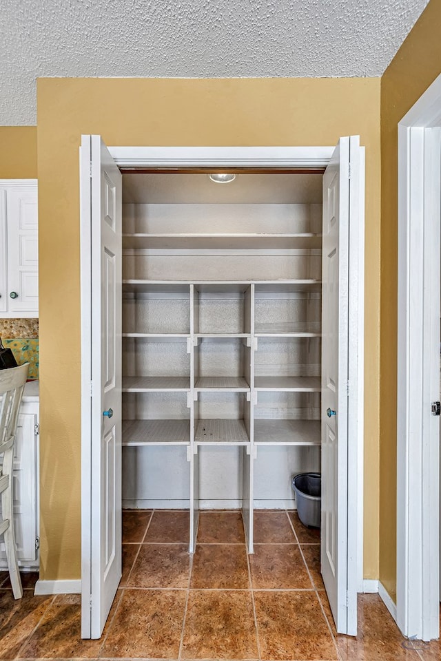3409 Wedgwood, Midland, TX 79707 - view of pantry
