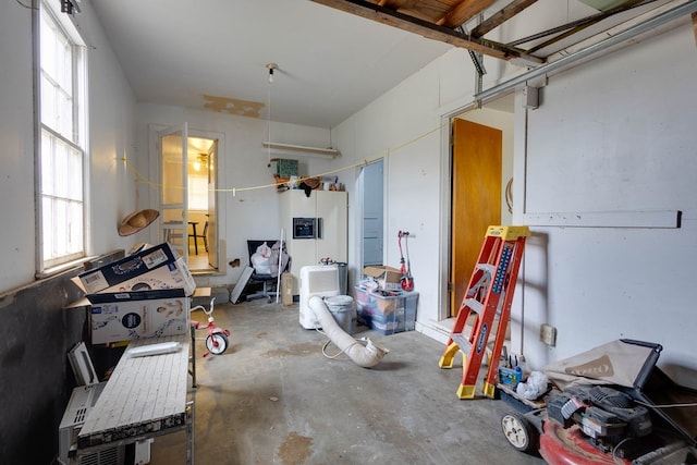 1603 Sycamore St, Big Spring, TX 79720 - view of garage