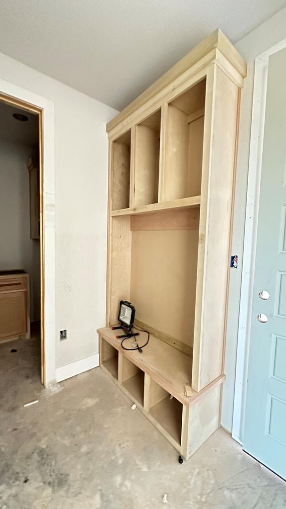 view of mudroom