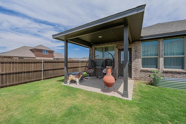 7009 Mcpherson Ln, Midland, TX 79706 - view of yard with a patio area