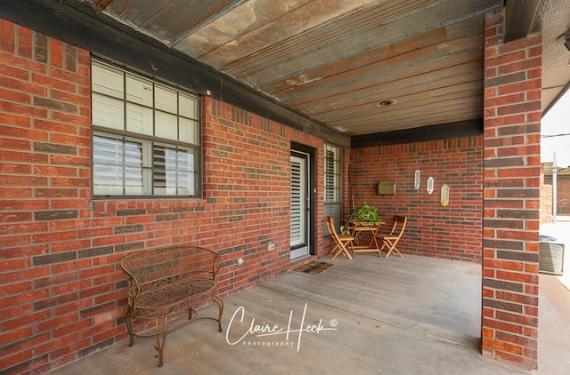 4300 Tumbleweed Trl, Midland, TX 79707 - view of porch