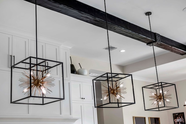 room details featuring a chandelier, visible vents, and recessed lighting