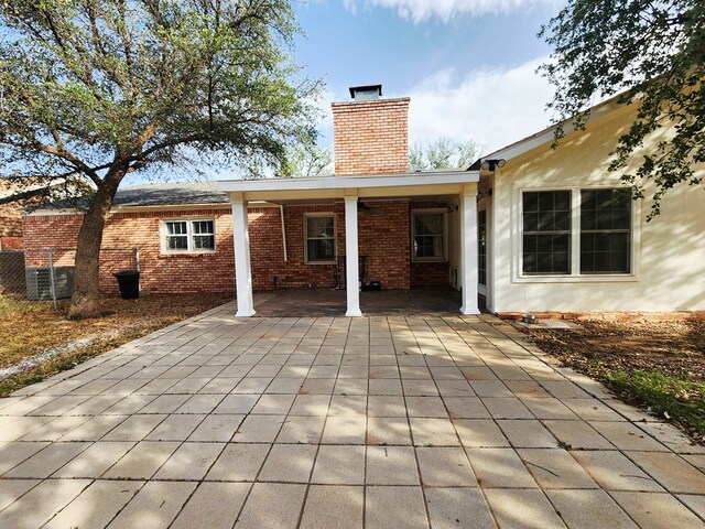 2824 Cimmaron Ave, Midland, TX 79705 - view of patio / terrace