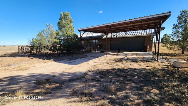 exterior space with an outbuilding