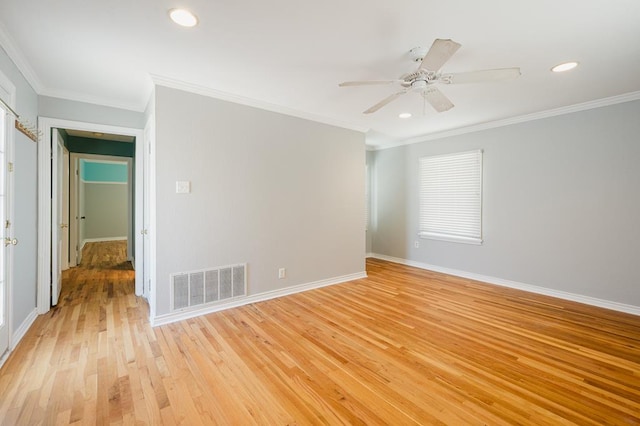806 Boyd Ave, Midland, TX 79705 - empty room featuring light wood finished floors, baseboards, ornamental molding, a ceiling fan, and recessed lighting