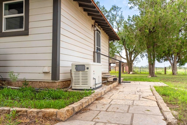 2950 Ranch Road 33, Big Spring, TX 79720 - view of side of property