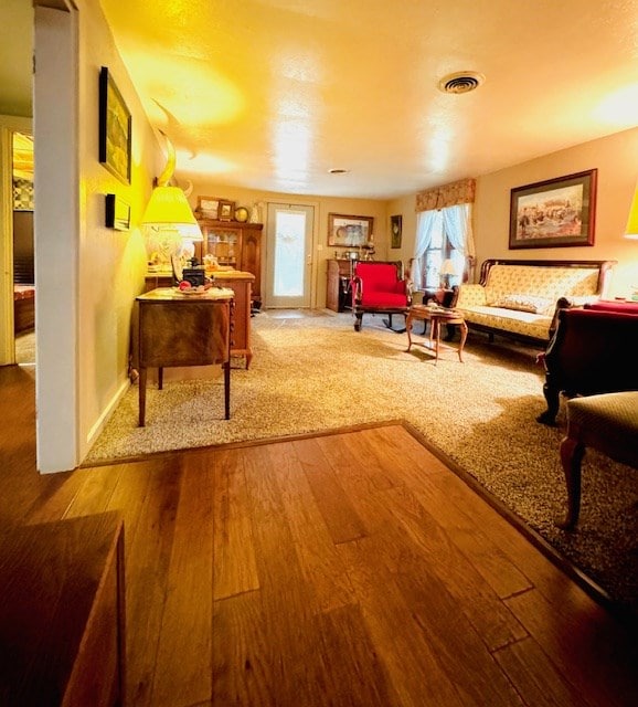 5038 N Sullivan Rd, Fort Stockton, TX 79735 - sitting room with hardwood / wood-style floors