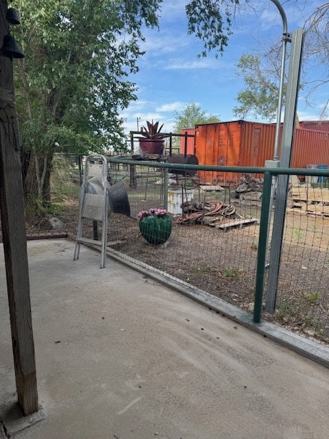 5038 N Sullivan Rd, Fort Stockton, TX 79735 - view of gate