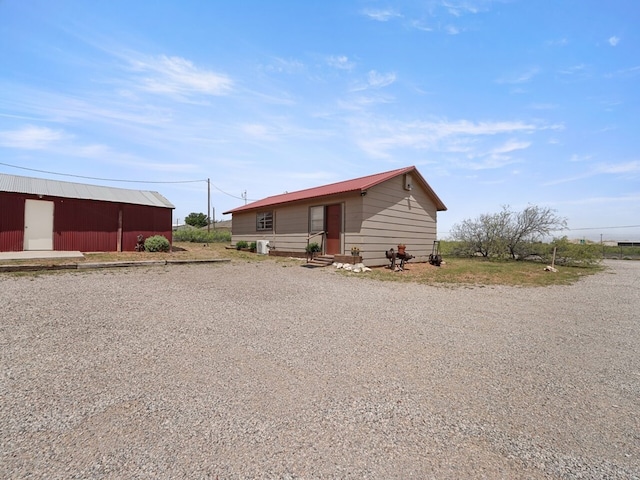 view of front of property