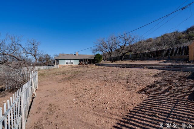 2185 Hillside, San Angelo, TX 76904 - view of yard featuring fence