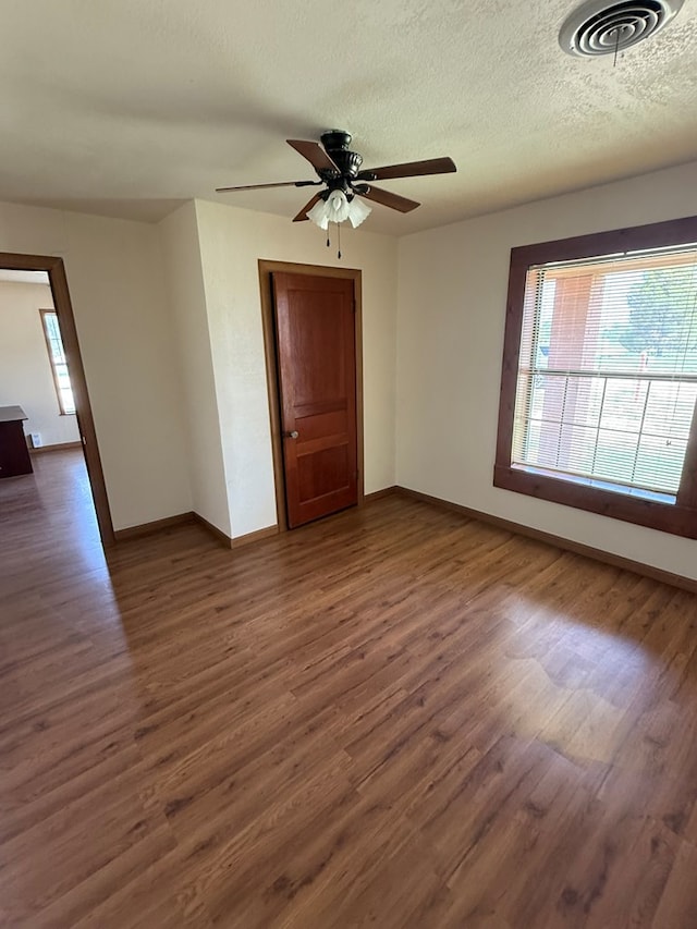 898 E 7th St, Colorado City, TX 79512 - photo 17