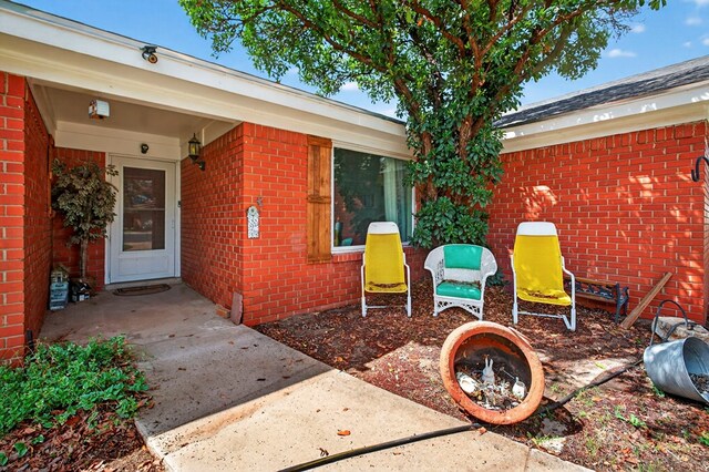 3811 Cimmaron Ave, Midland, TX 79707 - view of patio