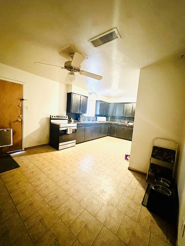 view of patio / terrace with ceiling fan