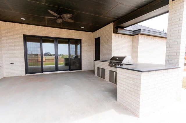 6407 W County Rd 41, Midland, TX 79707 - view of patio / terrace with an outdoor kitchen, grilling area, and ceiling fan