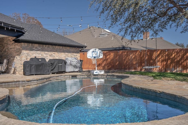 5807 Sterling Pl, Midland, TX 79707 - view of pool with grilling area