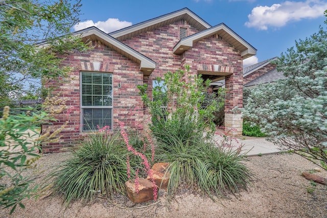 602 Dimaggio Ct, Midland, TX 79706 - photo 2