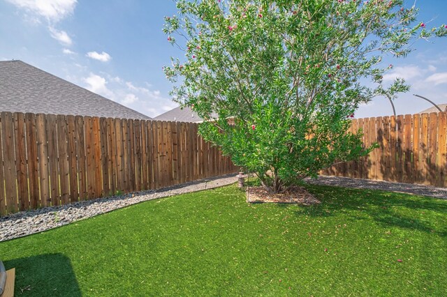 1706 Overshine Ln, Midland, TX 79705 - view of yard