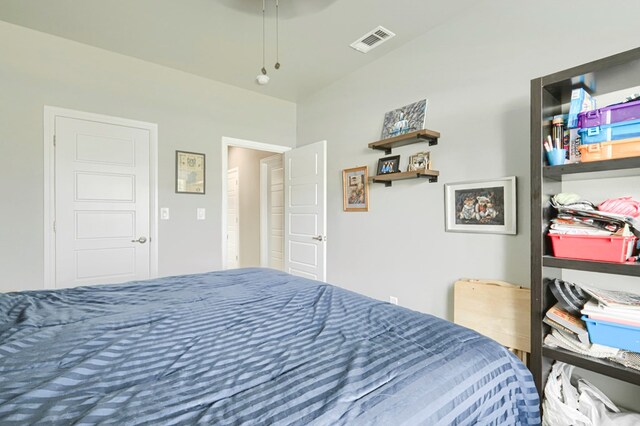 1706 Overshine Ln, Midland, TX 79705 - bedroom with a ceiling fan