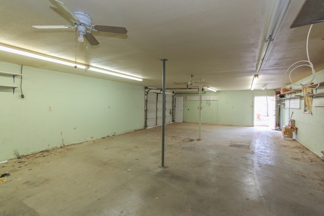 garage with ceiling fan