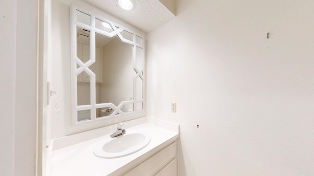 1007 Shirley Ln, Midland, TX 79705 - bathroom featuring vanity