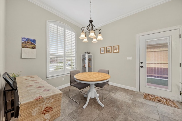 5514 Casa Grande Trl, Midland, TX 79707 - dining area featuring crown molding, baseboards, and a chandelier